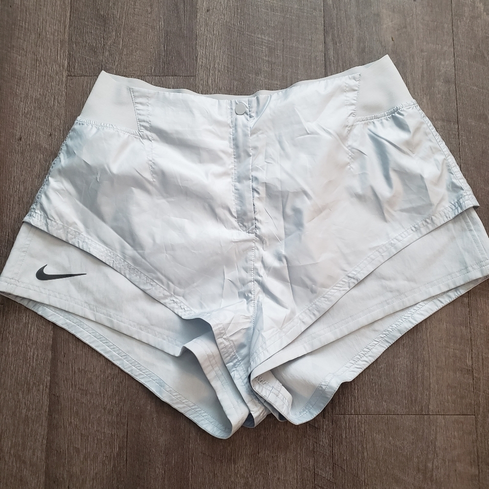 Nike Women's 90s STYLE 2-IN-1 City Ready Shorts Size XL NWT